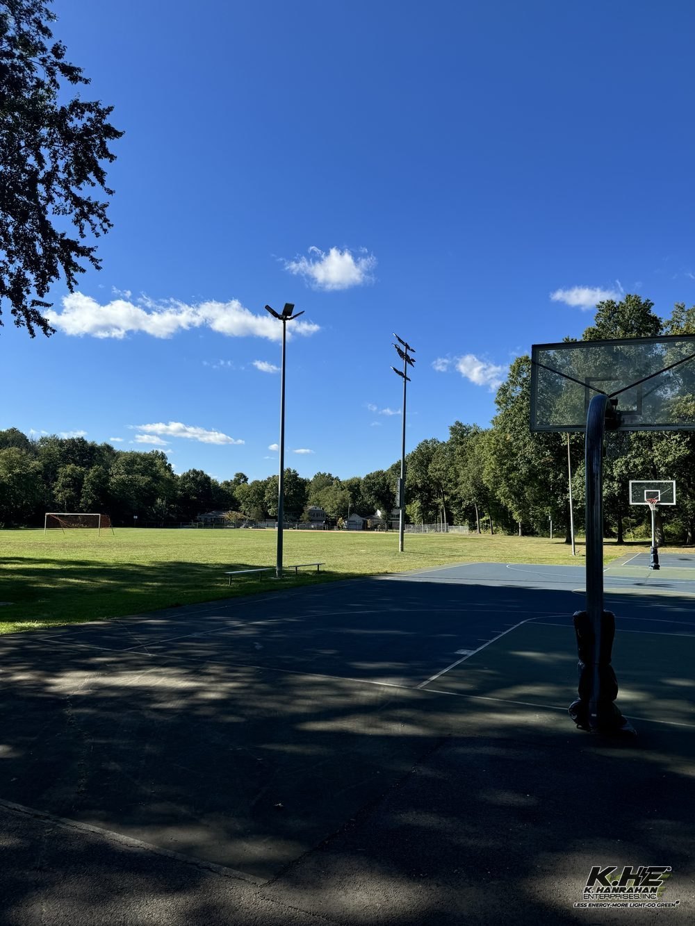 Athletic court field lighting